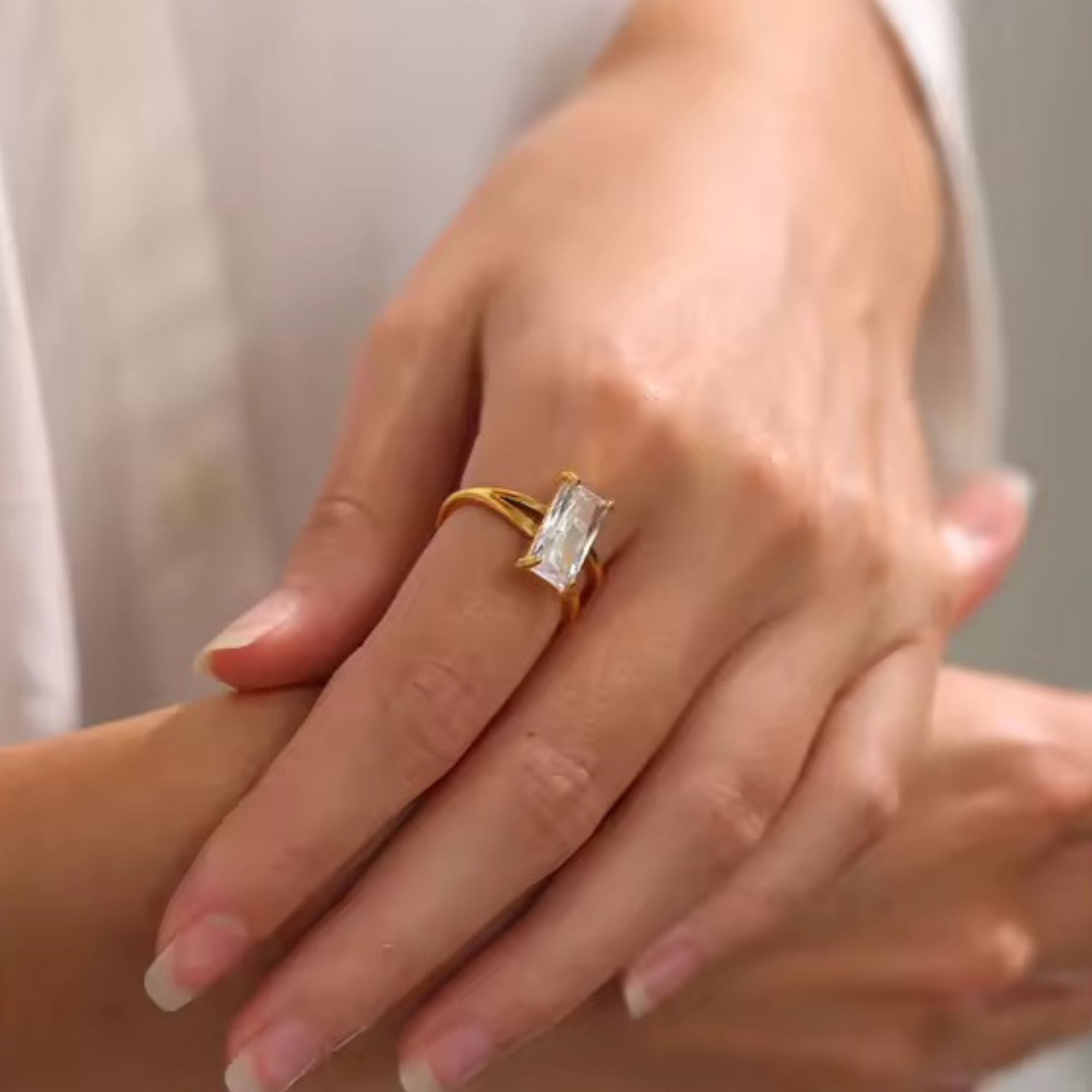 Anillo corte baguette