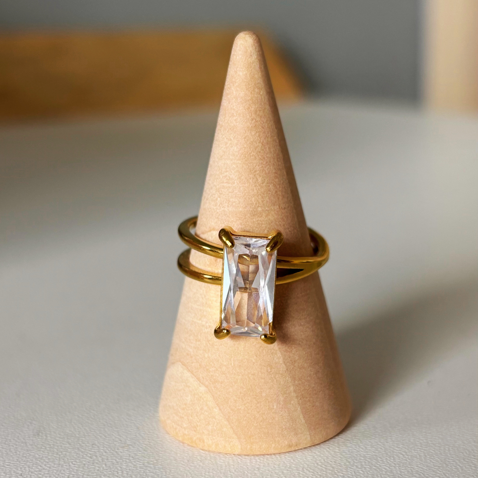 Anillo corte baguette